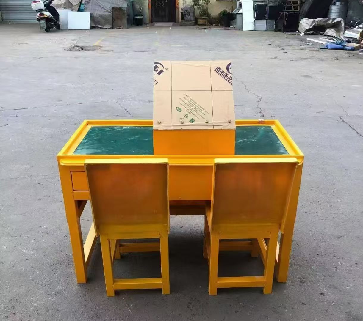 大悟防静电导通桌井下煤矿火工品发放桌：危险品流转的安全守护者